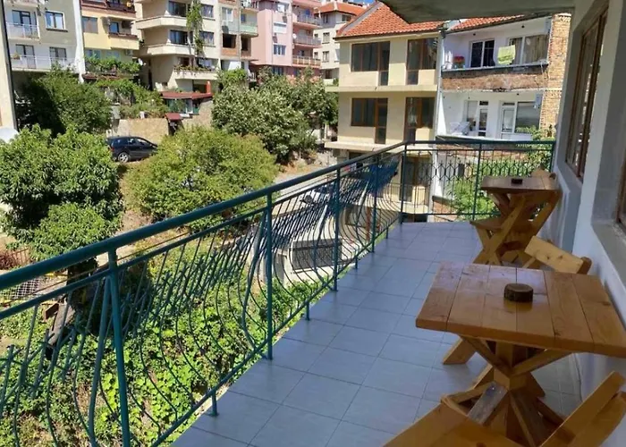 Guest house къщта за гости «уют» *